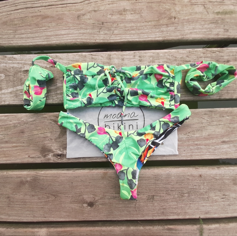 Squad Goals Moana Bikini Set size SM